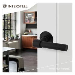 Deurkruk L/T-model recht, ronde platte rozet 50x2 mm RVS/mat zwart