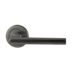 Gatdeel rechts deurkruk Sara op rond rozet - PVD gunmetal