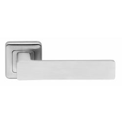 Deurkruk Cloud op vierkant rozet Qbe - PVD Inox