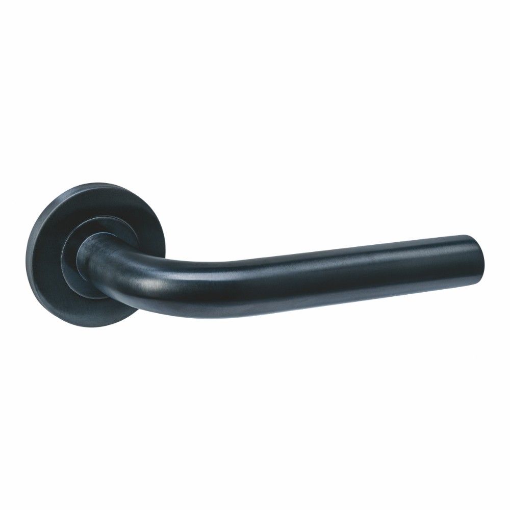 Intersteel deurkruk Q 02 op rozet verdekt ø52x6mm -  PVD zwart