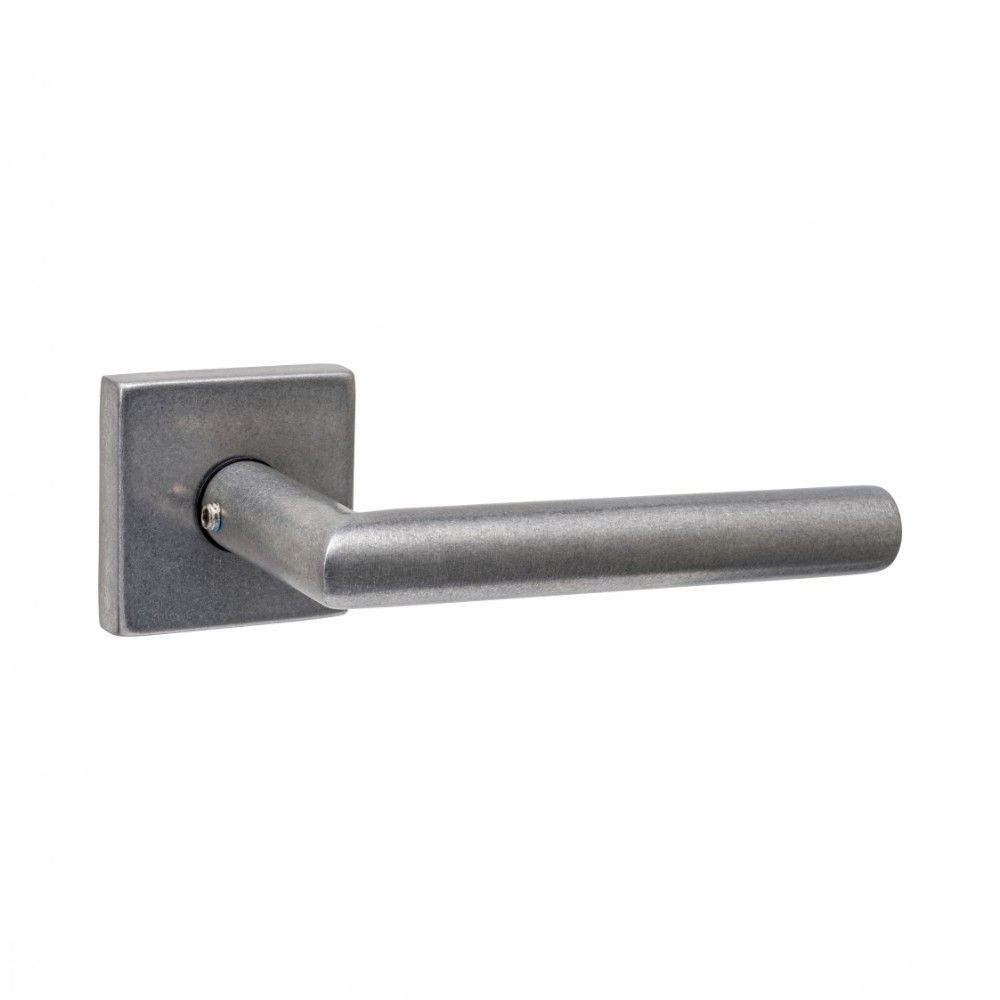 Intersteel deurkruk Jura met rozet massief verdekt 53x53x10mm met nokken - PVD RVS getrommeld
