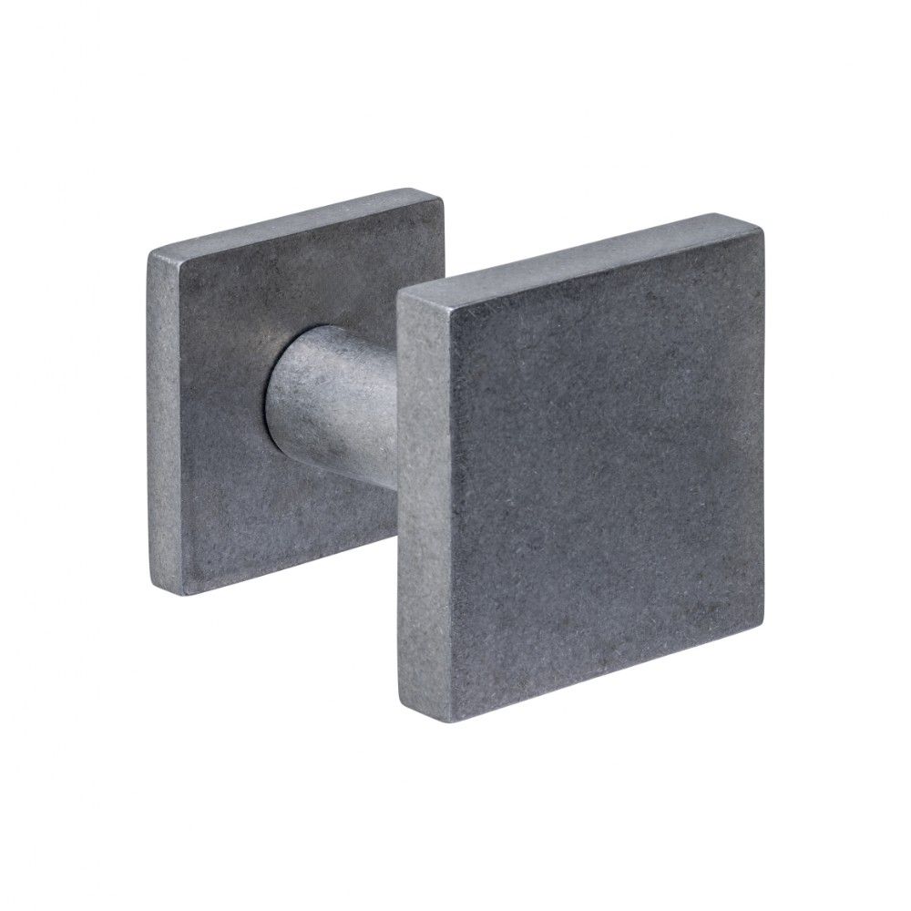 Intersteel voordeurknop vierkant 64x64mm op achterplaat 54x54mm verkropt éénzijdige montage - PVD RVS getrommeld