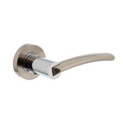 Deurkruk 1697 Sylvia op rond rozet 7mm nokken chroom/nikkel mat