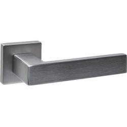 Intersteel Cunera deurkruk op vierkant rozet - RVS