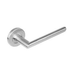 Deurkruk 1273 ovaal Hoek 90°op rond rozet staal met 7mm nok RVS 
